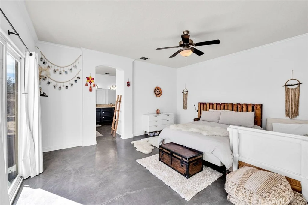 Photo of 61481 Latham Trail