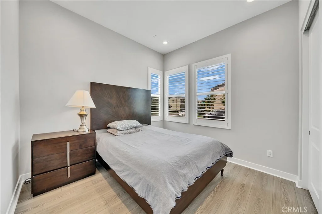 Photo of 220 Amber Oak