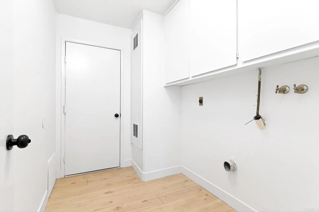 Photo of 37985 Avenida Bravura