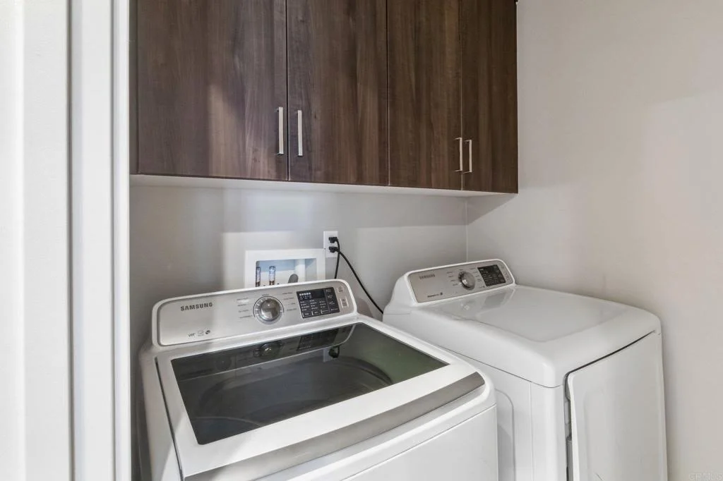Photo of Unit 3 at 2054 Foxtrot Loop