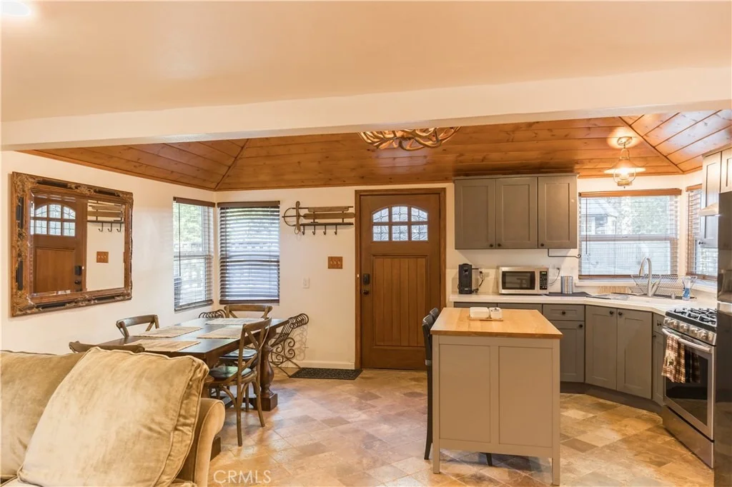 Photo of 308 Cedarbrook Drive