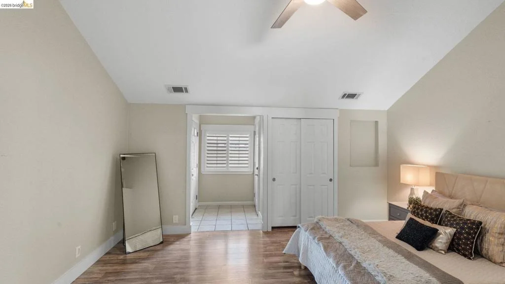 Photo of 700 Brownstone RD