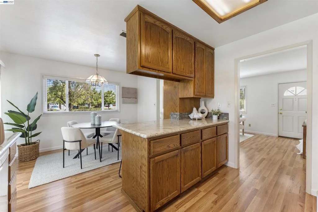 Photo of 1596 Heather Lane