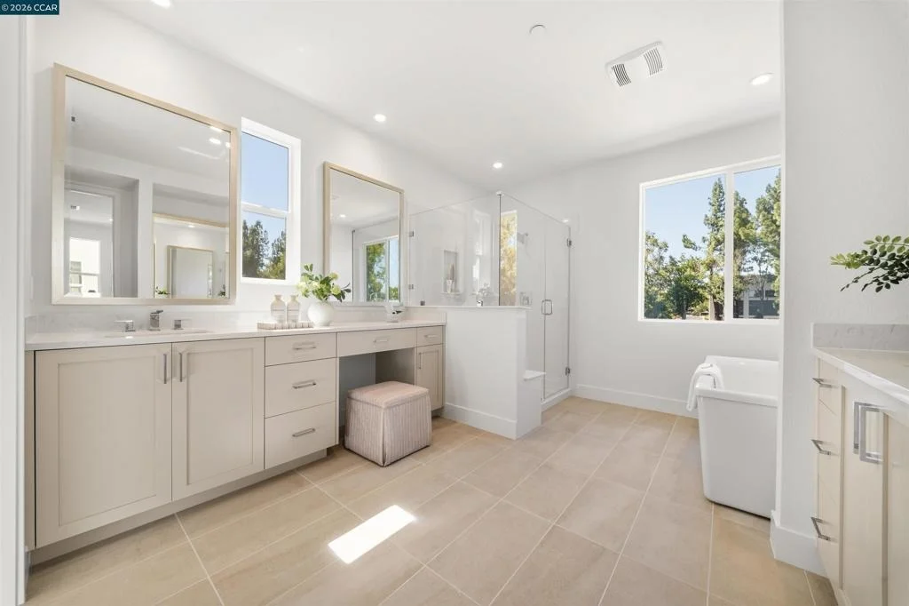 Photo of 207 Bisque Ct