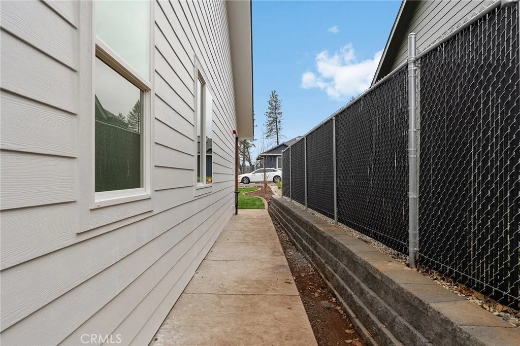 Photo of 722 Madrone Way