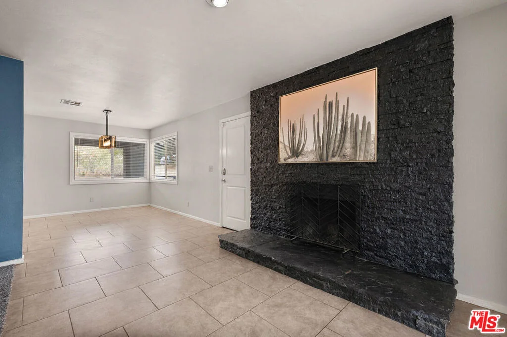 Photo of 56760 Ivanhoe Drive