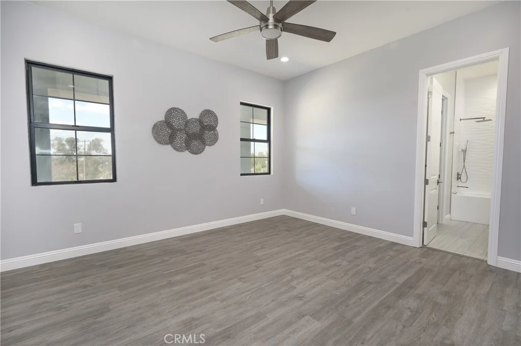 Photo of 40088 Walcott Lane