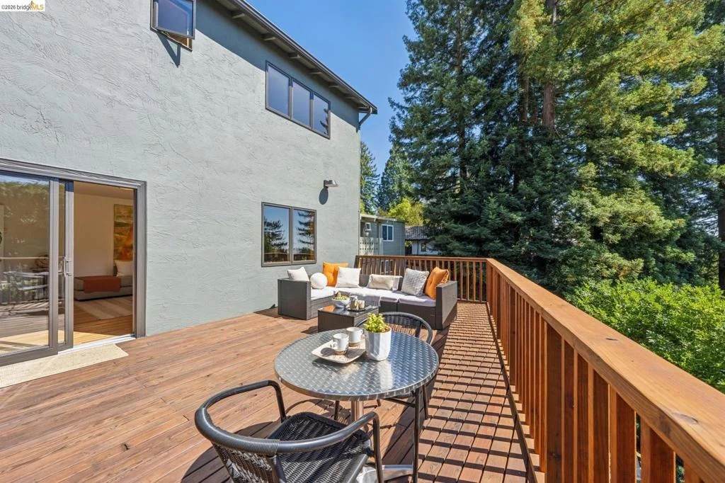 Photo of 1010 Keeler Ave
