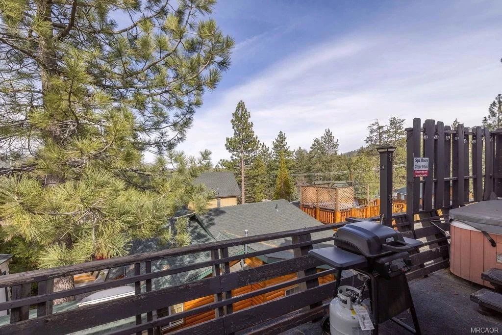 Photo of 40348 Cliff Lane