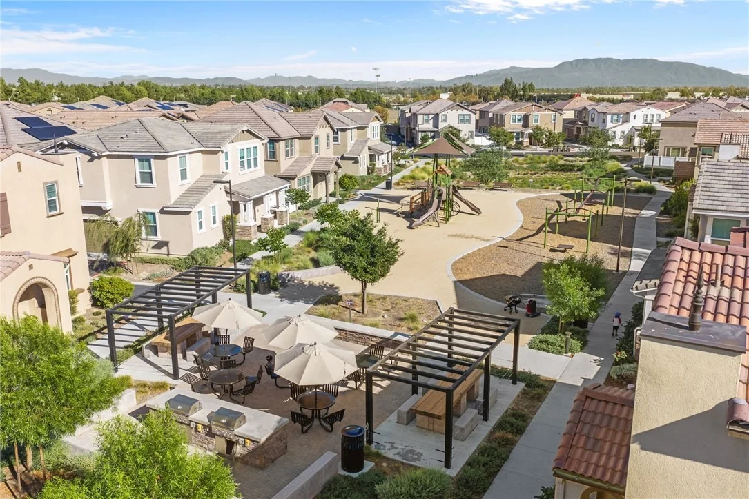 Photo of 40863 Melrose Drive