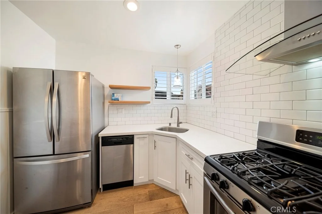 Photo of 244 Cahuenga Drive