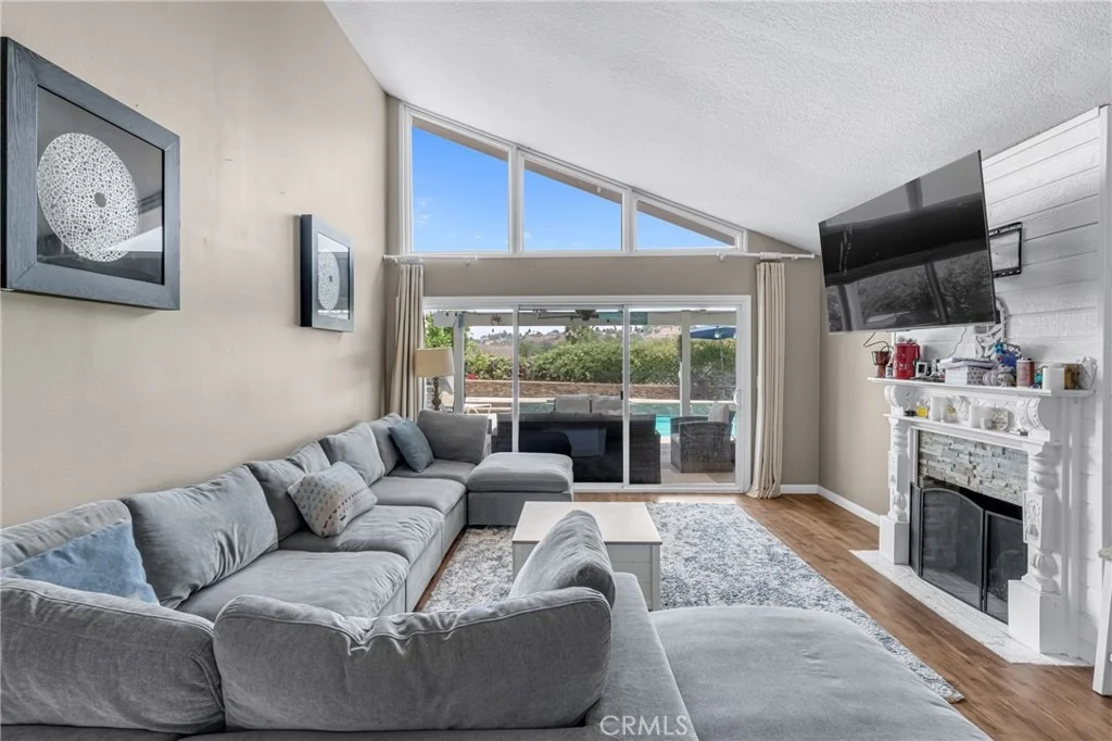 Photo of 536 N Del Sol Lane