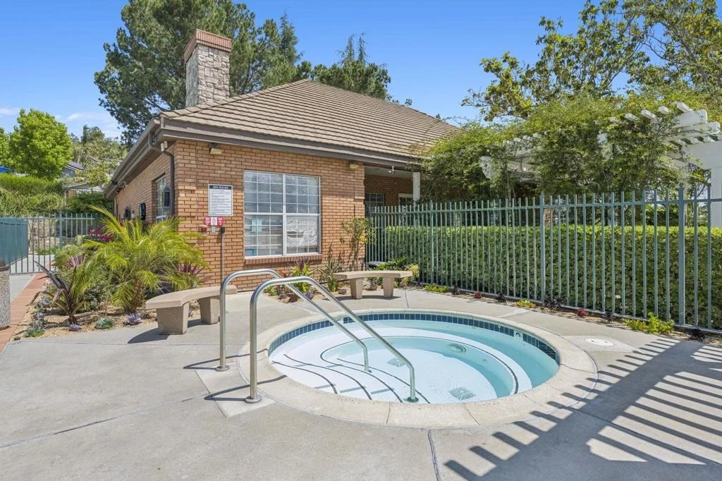 Photo of 901 Rose Arbor Drive