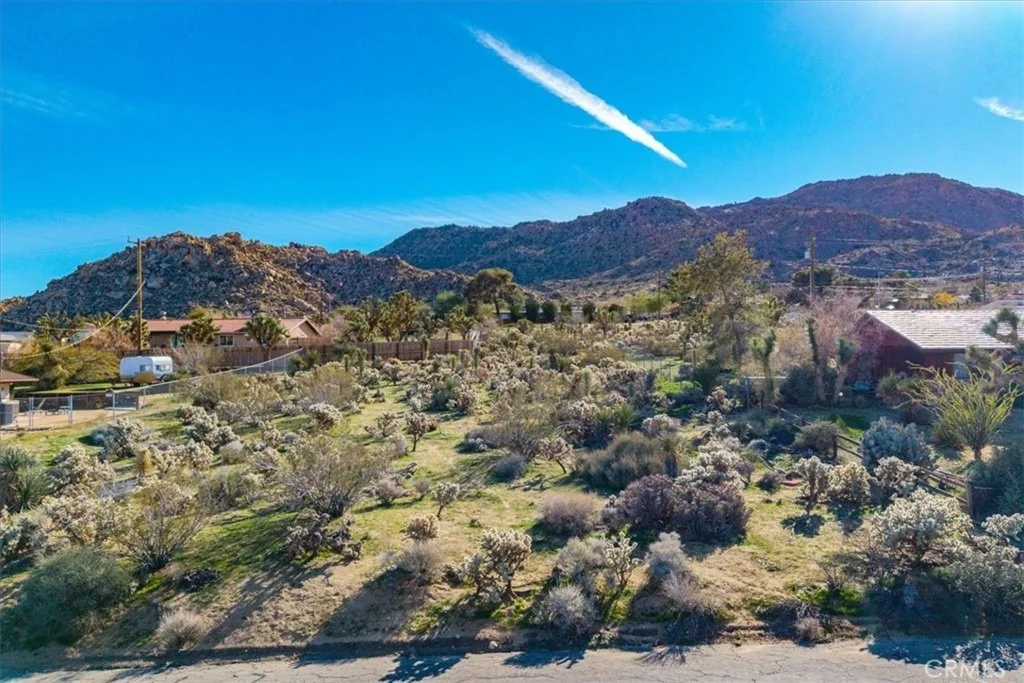 Photo of 61017 Navajo Trail