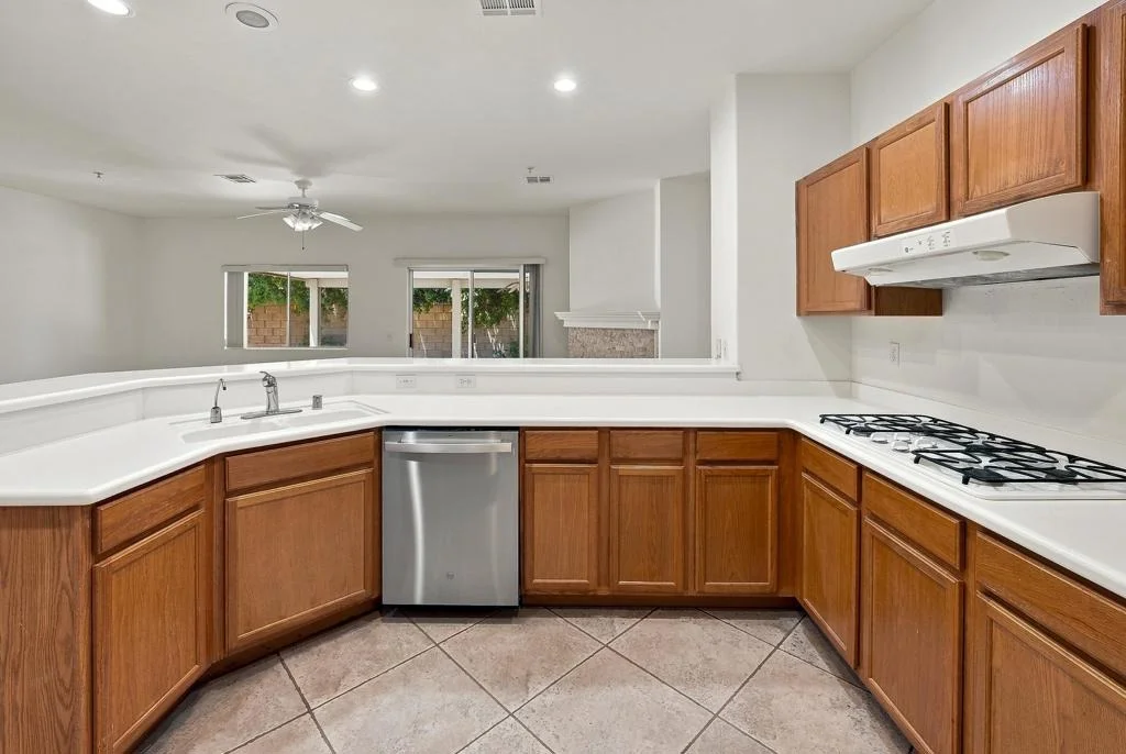 Photo of 74076 Daisy Lane