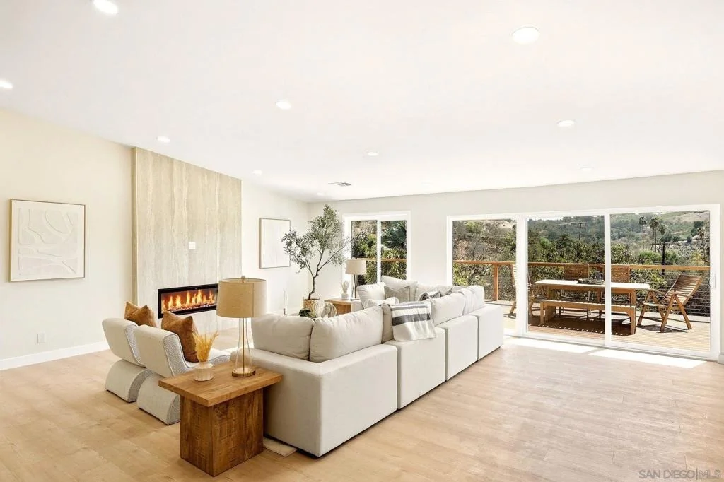 Photo of 2073 Willow Glen