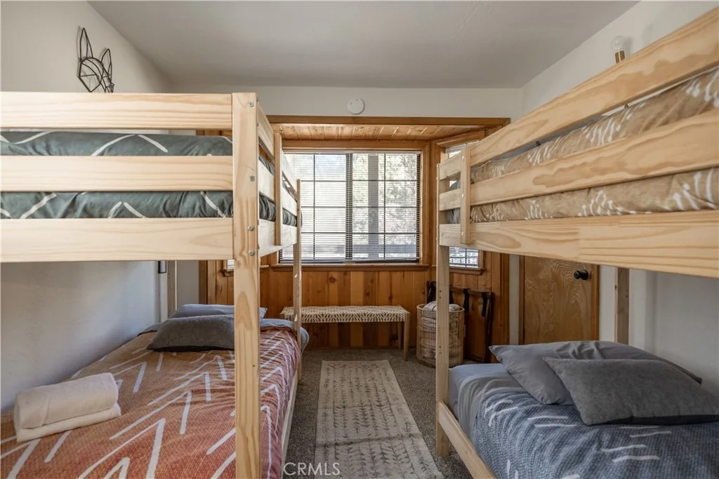 Photo of 42672 Juniper Drive