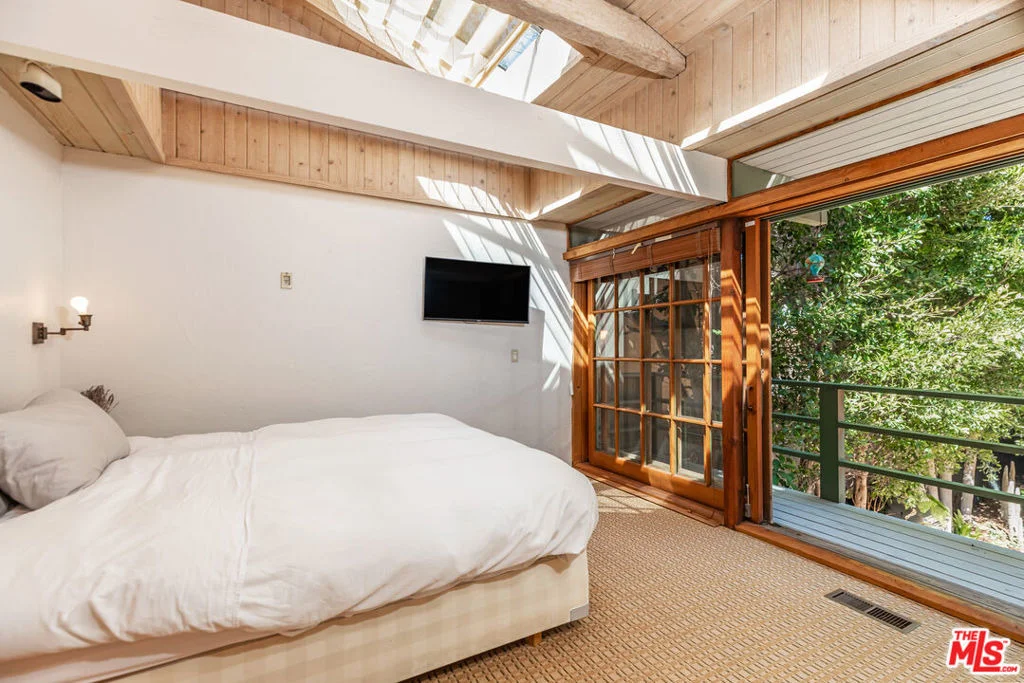 Photo of 23441 Malibu Colony Road