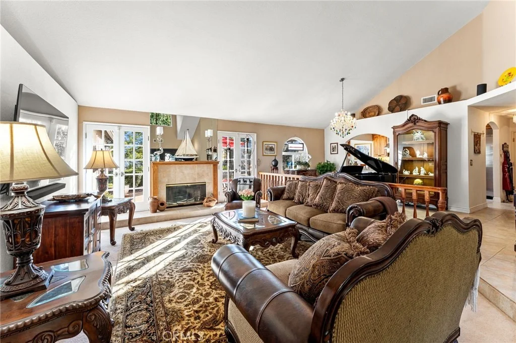 Photo of 10055 Hillside