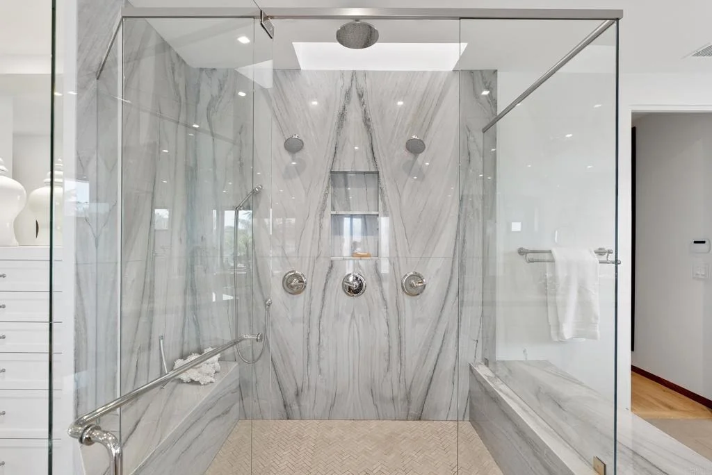 Photo of 5067 Shore Drive