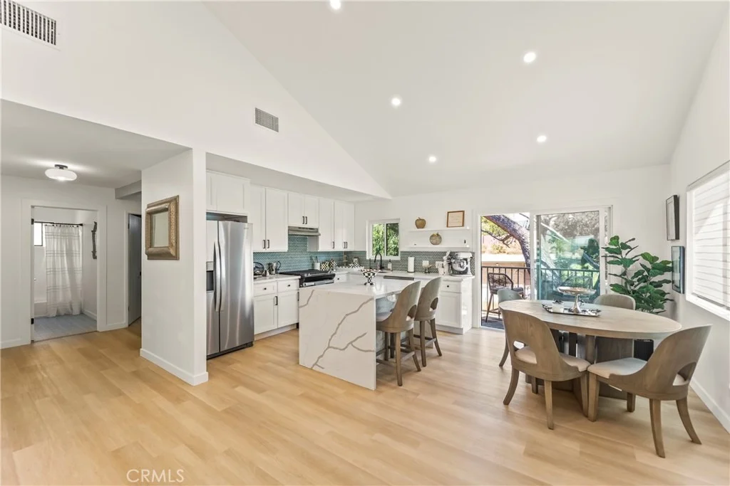 Photo of 9620 Alene