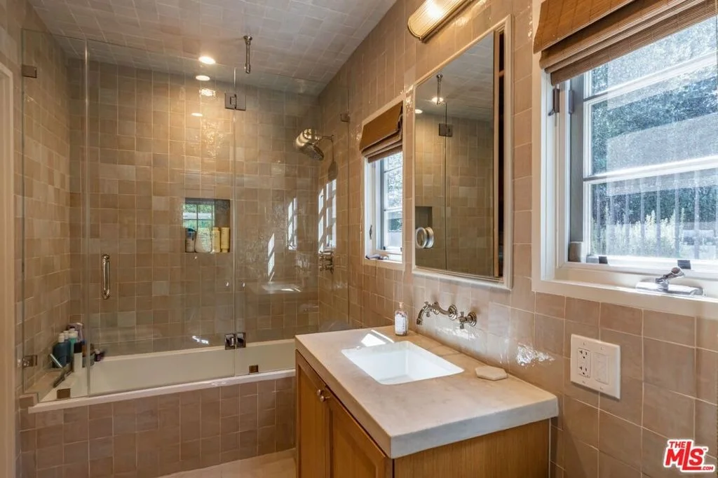 Photo of 2601 Outpost Drive