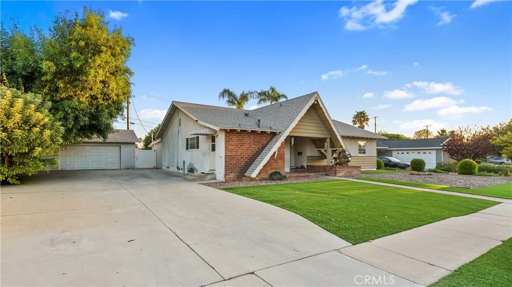 Photo of 18600 Knapp Street