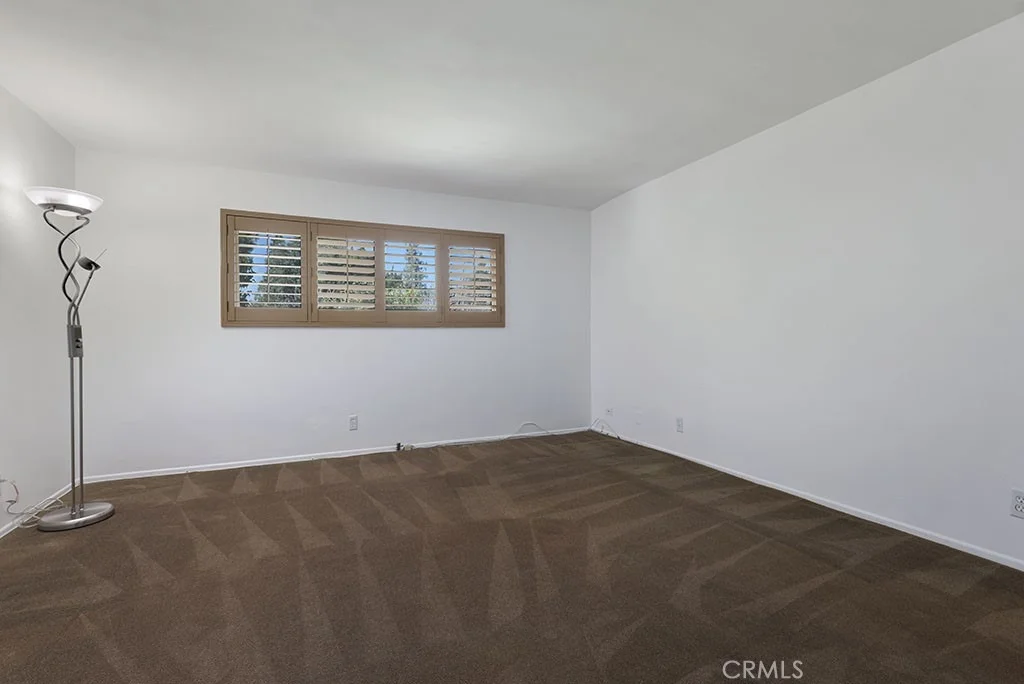 Photo of 10568 Des Moines