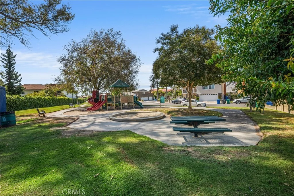 Photo of 3261 Lilly Avenue
