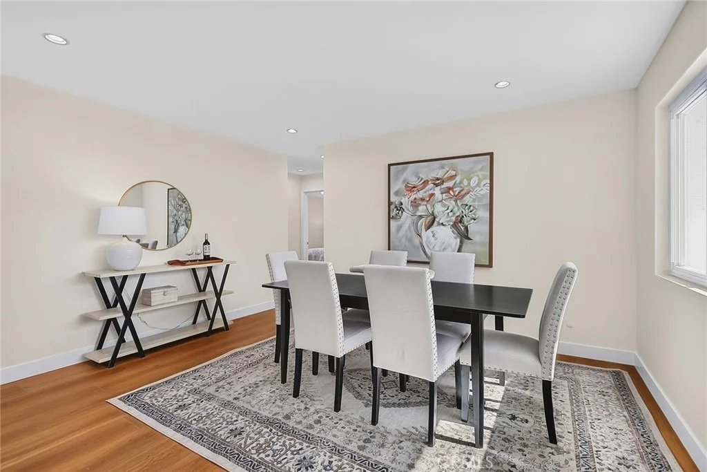 Photo of 1216 Alameda Avenue