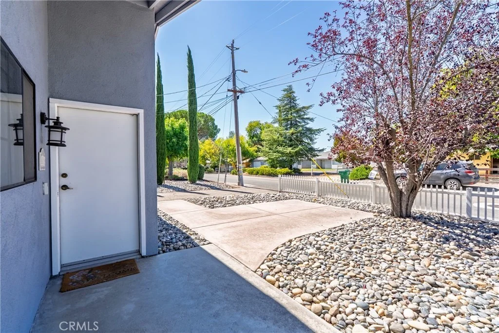 Photo of 8882 Palomar