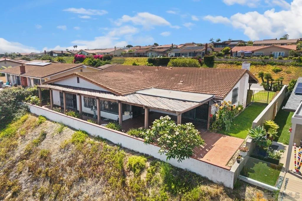 Photo of 1685 Calle De Cinco