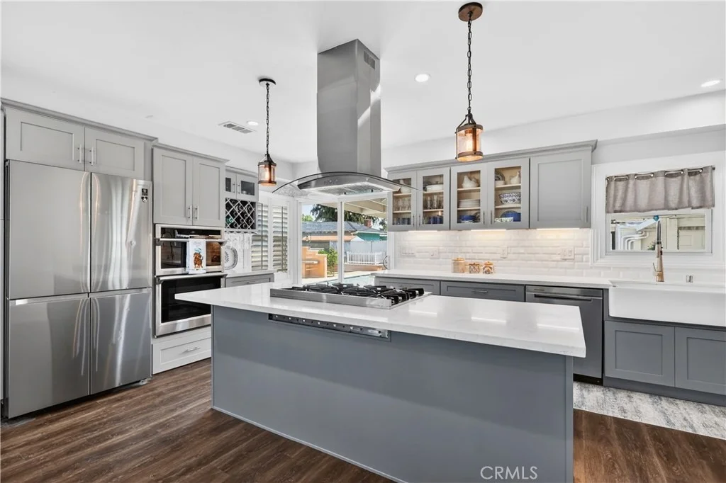 Photo of 10912 La Mirada Blvd