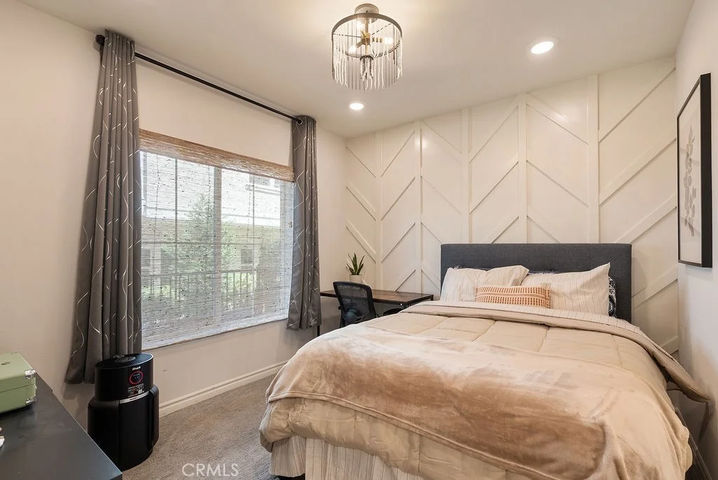 Photo of 1341 Reliance