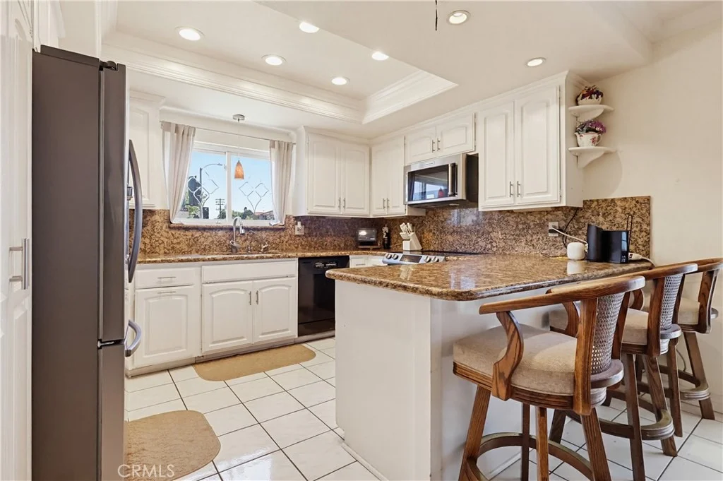 Photo of 555 W Shadwell