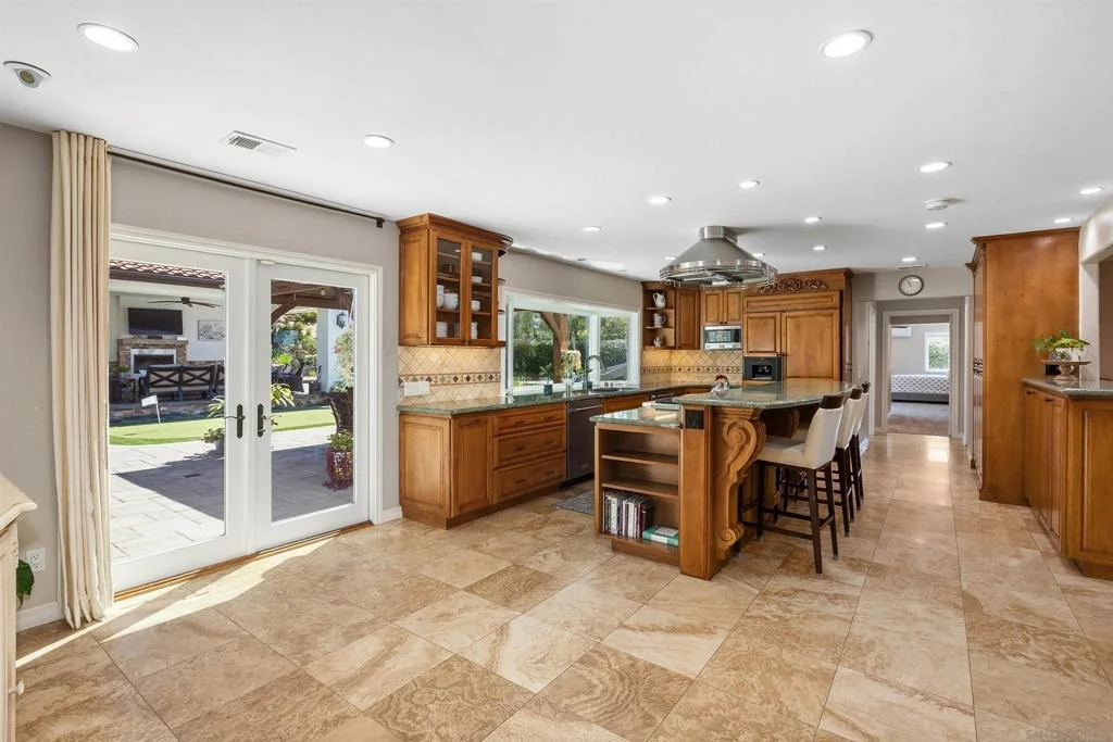 Photo of 16312 Country Day Rd