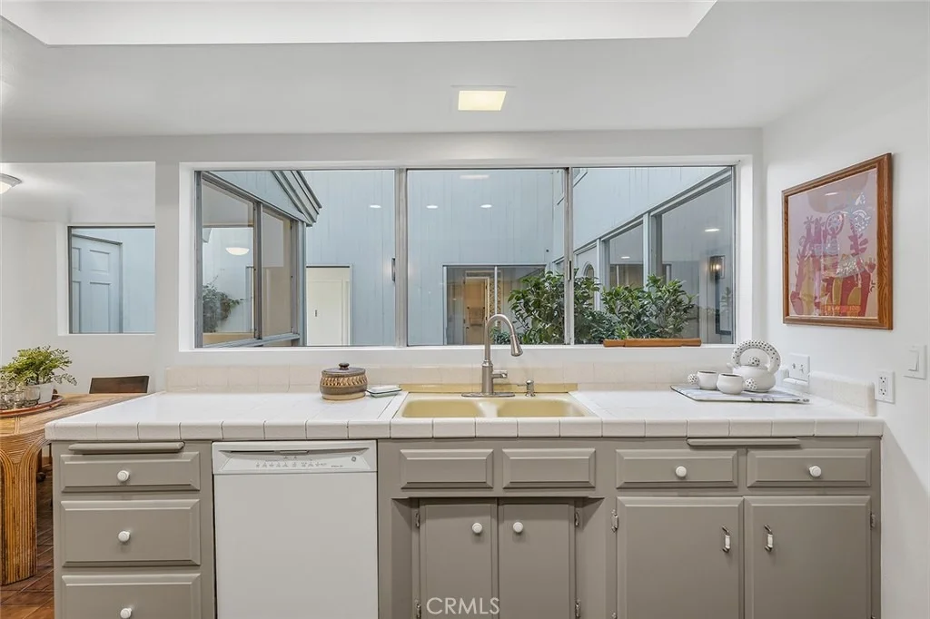 Photo of 4200 N Virginia Vista
