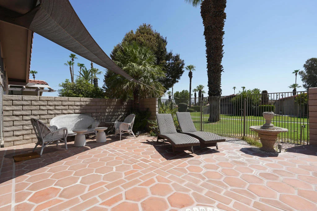 Photo of 48970 Cochran Drive