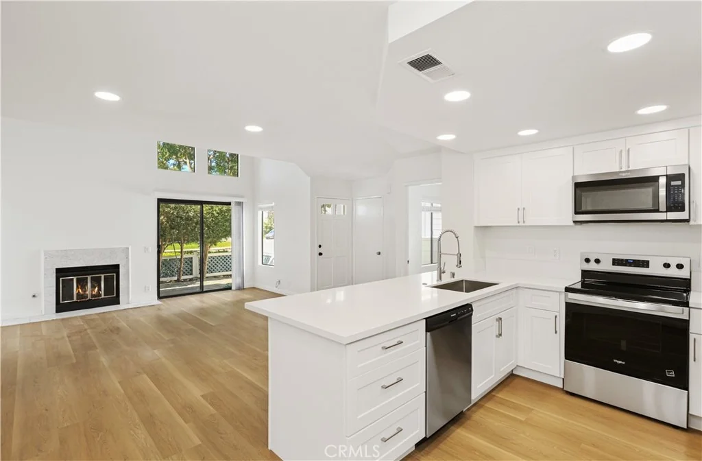 Photo of 446 Fallingstar
