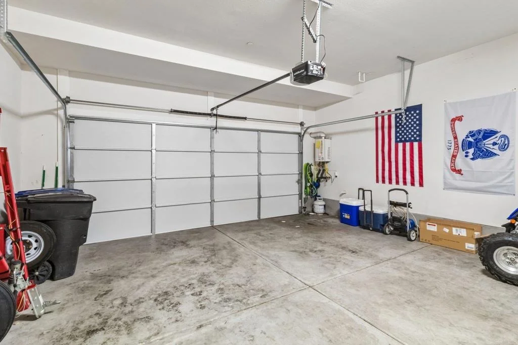 Photo of Unit 3 at 2054 Foxtrot Loop