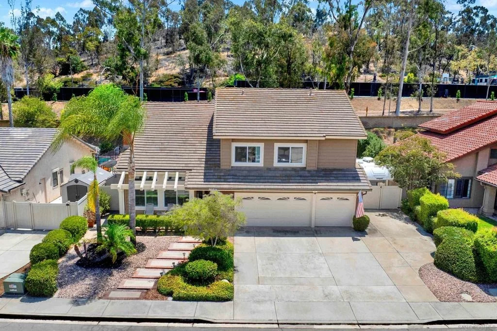 Photo of 13057 Treecrest