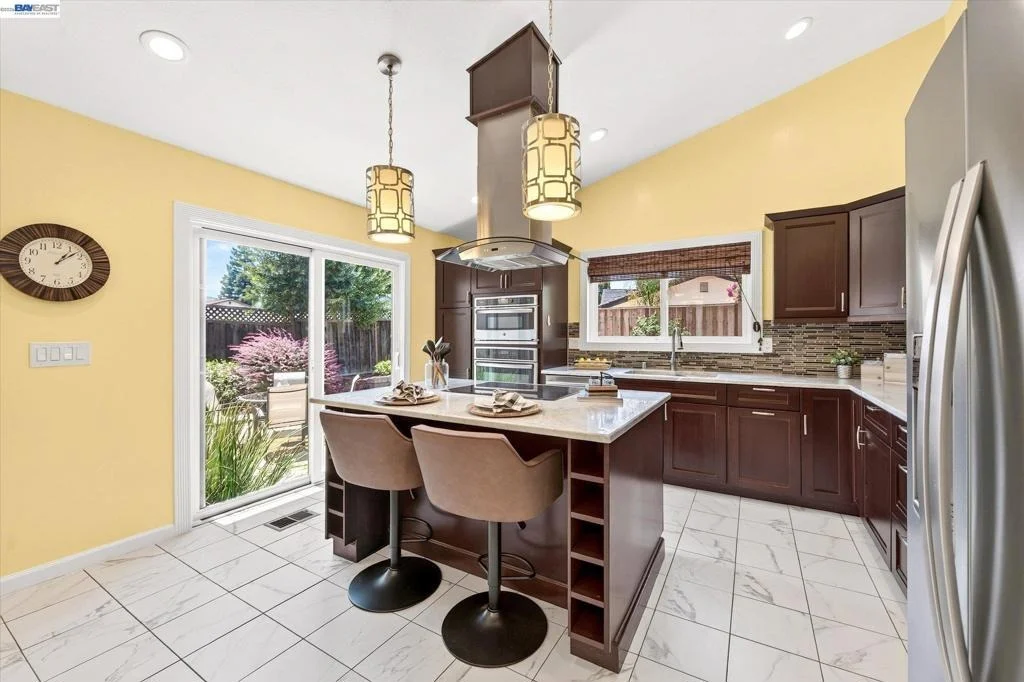 Photo of 2358 Crestline Rd