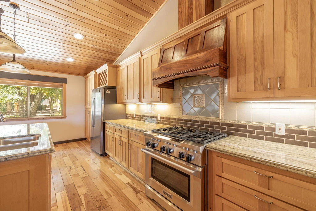 Photo of 661 Cedar Glen Drive