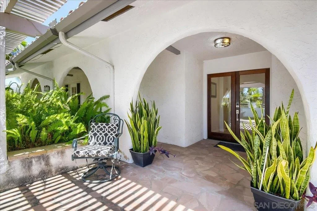 Photo of 10162 Sierra Madre Rd