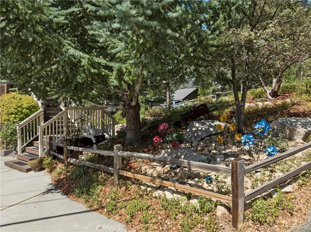 Photo of 1298 Yellowstone Drive