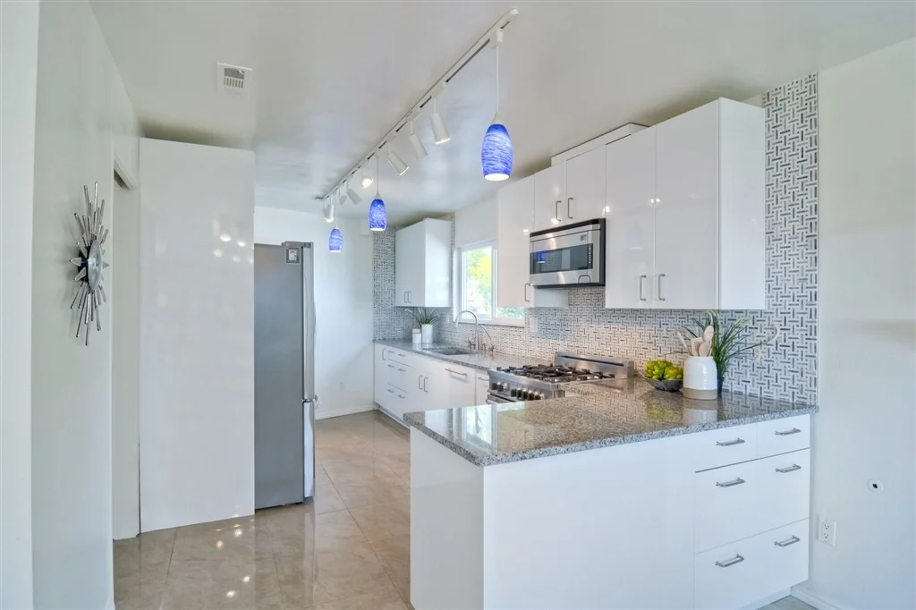 Photo of 1018 Avocado Ave