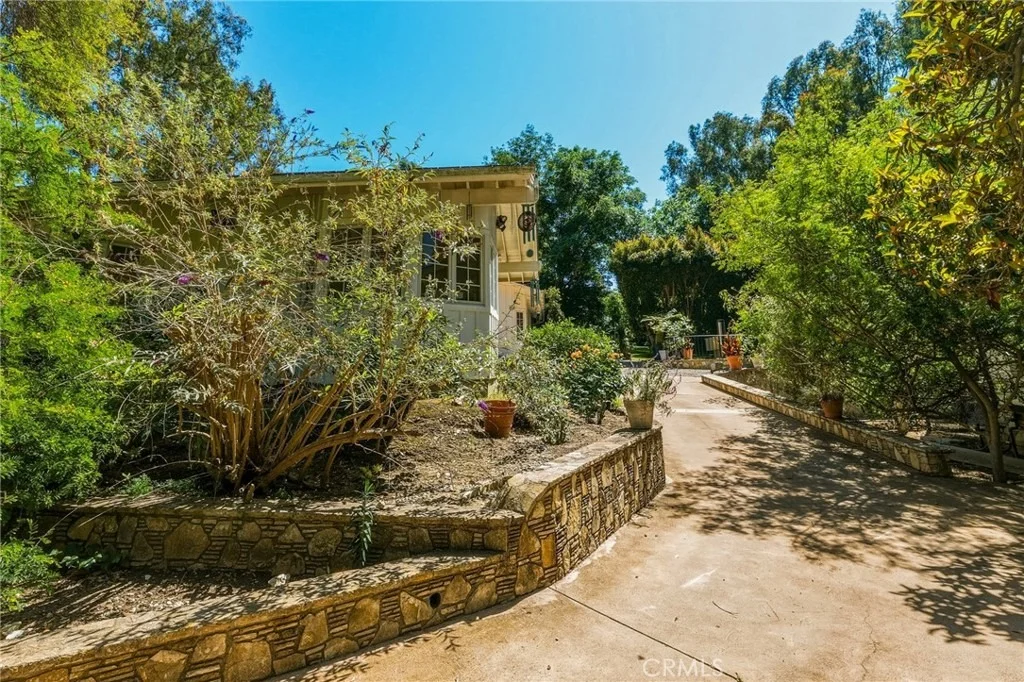 Photo of 14 Johns Canyon Road