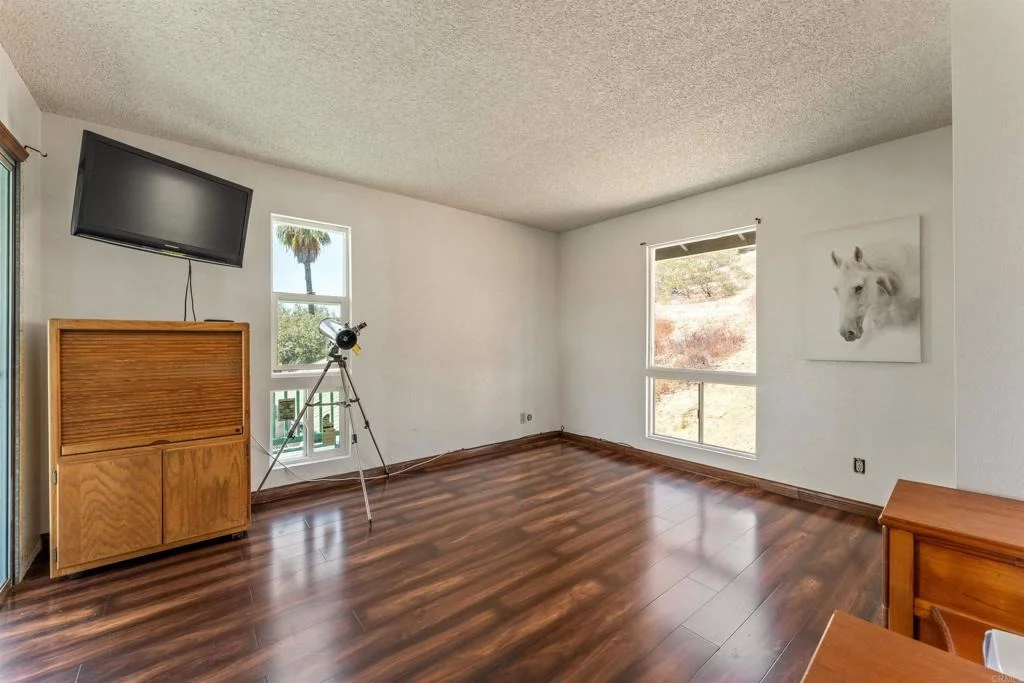 Photo of 4439 La Canada