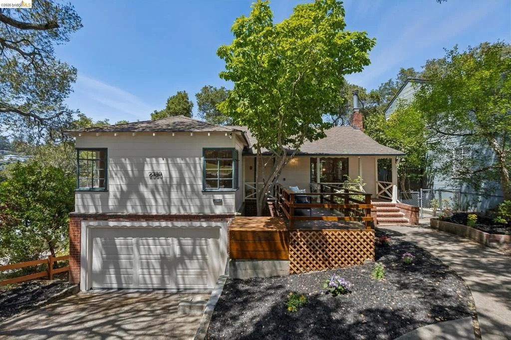 Photo of 2380 Leimert Blvd