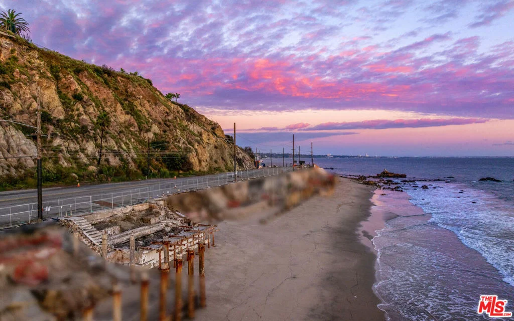 Photo of 20048 Pacific Coast Highway